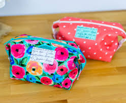 diy cosmetic case free sewing pattern
