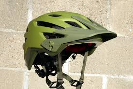 Review The Bontrager Rally Mips Helmet Is The Volvo Wagon