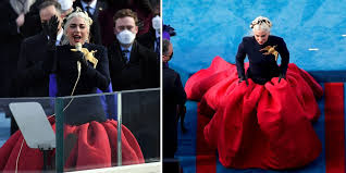 Lady gaga sings the national anthem at the inauguration of u.s. Lady Gaga S Inauguration Outfit Has The Hunger Games Vibes Fans Say