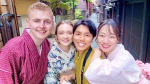 Kimono Double Date! With Our Couple Opposites?! AMWF and WMAF ⏐Japanese  British Couple - YouTube