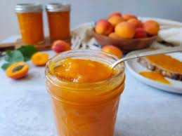low sugar apricot jam with lemon juice