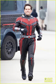 So what has scott been up to since he fought alongside captain america's crew against iron man and his team of avengers? Ant Man And The Wasp Set Photos Show Best Look Yet At Ant Man S New Suit Superbromovies
