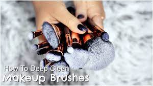 how to clean makeup brushes deep