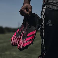 Adidas today surprisingly released a new colorway for the adidas predator 20+ football shoes. Exclusive Adidas Predator Mutator 20 Black Pink Just Dropped Youtube