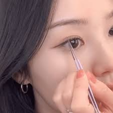 natural korean eye makeup look