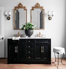 7 master bathroom decor ideas from a