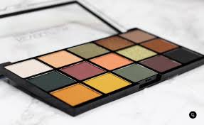 makeup revolution reloaded palette