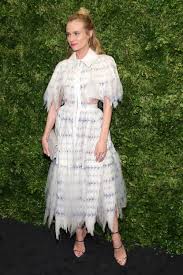 book of fug diane kruger in chanel