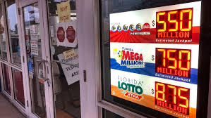 The mega millions jackpot is $750 million while powerball hit $640 for combined winnings of $1.39 billion. Uiarx6cfsiffem