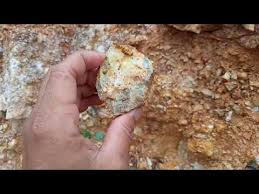 Contoh warna batuan yang mengandung emas. Ciri Ciri Batu Yg Mengandung Emas Detektoremas Ciri Ciri Batuan Mengandung Emas Perak Dan Bahkan Uranium