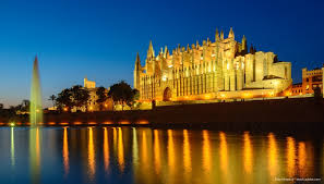 Discover top palma de mallorca, mallorca insights, shortlisted for you by locals who know. Silvesterreise Mallorca Jahreswechsel In Palma De Mallorca Saison 2021 Flugreise Es Yypmi Eberhardt Travel