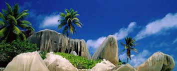 The small island country of seychelles is an archipelago of over 100 islands and has a total land area of only 452 sq. A Foldi Edenkert A Seychelles Szigetek Alomutazo