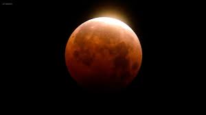 Lunar eclipse 2022: 'Blood moon' rise ...