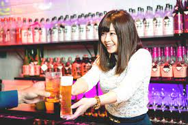 Girls Bars In Japan: The Complete Guide - Tokyo Night Owl