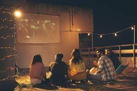 8 best outdoor projector screen reviews