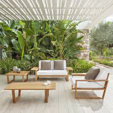 Нашата фантастична гама от мебели за градина ще отговори на вашия стил. Luksozni Italianski I Ispanski Mebeli Za Gradina Divani Masi Stolove Lyulki Shezlongi