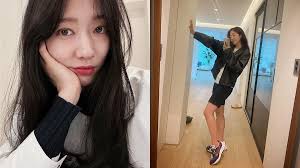 look 7 park shin hye sneaker outfits