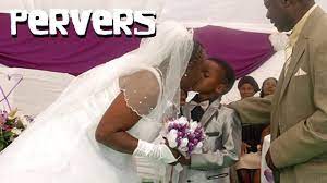 8 jähriger junge muss 61 jährige heiraten