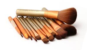 pack of 12 3 brushes in