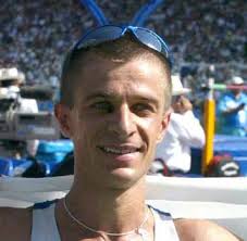 Giorgio Rubino è stato quinto ai mondiali di Osaka, in oltre ha ottenuto un ottavo posto agli europei di Goteborg e ha vinto 2 titoli nazionali. - olimpiadi2008_team_atletica_7