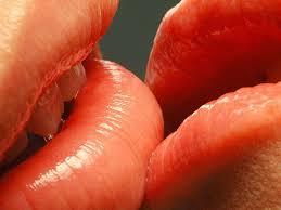 wallpaper kissing lips kissing