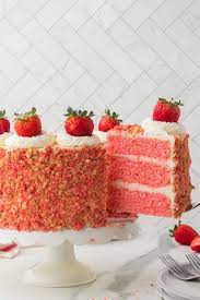 strawberry crunch cake feeling foodish