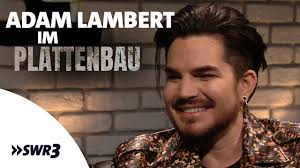 Adam Lambert Mit Queen Und Ghostbusters Im Plattenbau