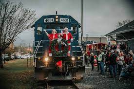 14 best christmas train rides 2020