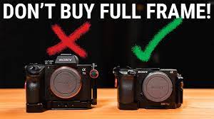 full frame vs aps c camera sensor