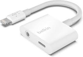 Amazon Com Belkin F8j212btwht 3 5mm Audio Charge Rockstar Iphone Aux Adapter