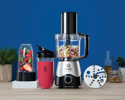 If you love a tasty dessert but don't love the calories, fat, and sugar, this blender allows you to use nutritious ingredients and leave the guilt behind. Magic Bullet Kitchen Express Blender Food Processor Combo