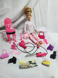 barbie doll make up vanity works