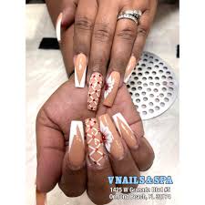 new nail art design at vnail spa