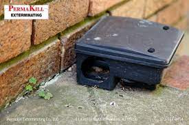 how does rodent bait station work