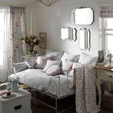 how to achieve shabby chic style in