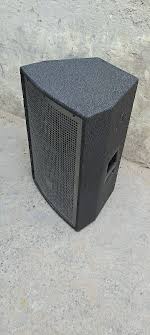 single 15 speaker cabinet