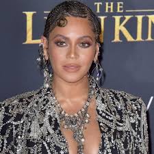 Beyoncé, 39, showed up at the 2021 grammys and made history with four wins — making her the most decorated woman in grammys history. Beyonce Verschrottet 2021 Tourplane Zugunsten Virtueller Konzerte Music News Siing