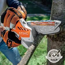 this stihl cordless pruning saw cuts