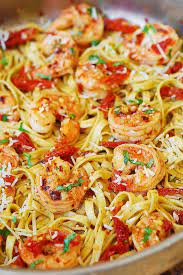 Shrimp Scampi Pasta With Sun Dried Tomatoes gambar png