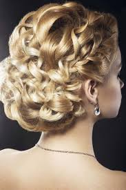 Curly hair, natural or styled, is a perfect texture for a timeless wedding hairstyle. Wedding Updos For Curly Hair 9 Styles To Inspire Your Wedding Day Look