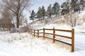 Split rail fences are constructed out of timber logs, typically split in half lengthwise to form the rails. How To Build A Diy Split Rail Fence