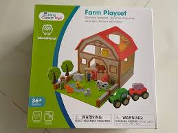 new clic toys wooden farm house