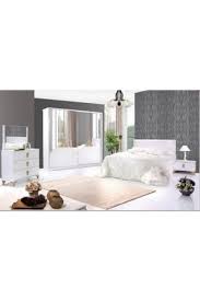Şık bir yatak odası için onlarca alternatif sunan yatak odası takımları vivense'de sizleri bekliyor. Beyaz Yatak Odasi Takimi Modelleri Fiyatlari Trendyol