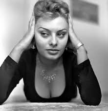 Take a look at the best see a young sophia loren in her hey day and now. Sophia Loren Face Off Stars Without Makeup Purple Clover