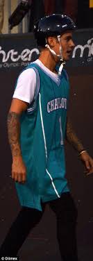 Browse charlotte hornets jerseys, shirts and hornets clothing. Justin Bieber Resembles Beetlejuice With His Blonde Locks In Sydney Daily Mail Online