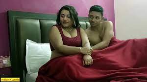 Desi Pure Hot Bhabhi Fucking with Neighbour Boy! Hindi Web Sex - XNXX.COM
