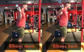 fix shoulder pain while squatting