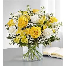 Staten island university hospital accepts deliveries of fresh flowers and green plants on behalf of its patients monday through saturday. Brooklyn Ny Same Day Same Day Flower Delivery Delivery Send A Gift Today Miriam S Flower Shop