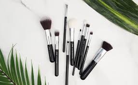 how to wash makeup brushes and why you
