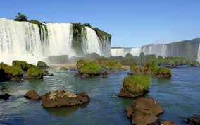 Resultado de imagem para cachoeiras do brasil